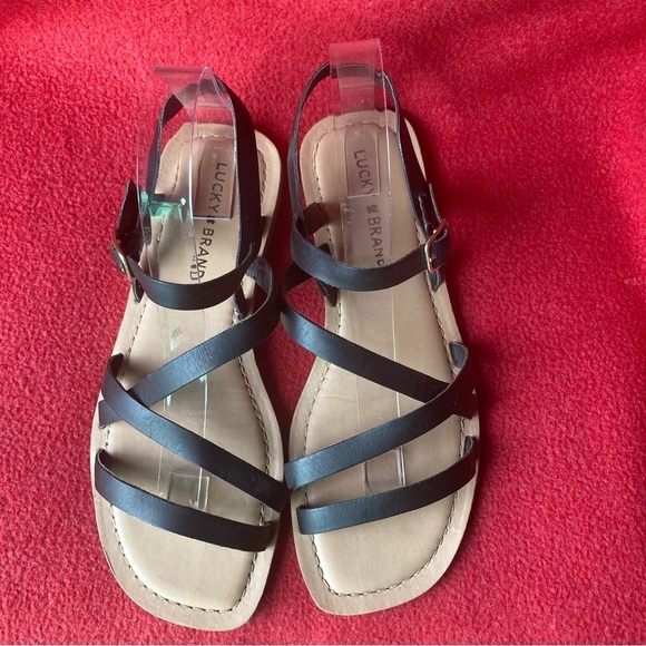 LUCKY BRAND Sz 9 Strappy Leather Buckle Closure Made in  Brazil Sandals - Picture 11 of 11